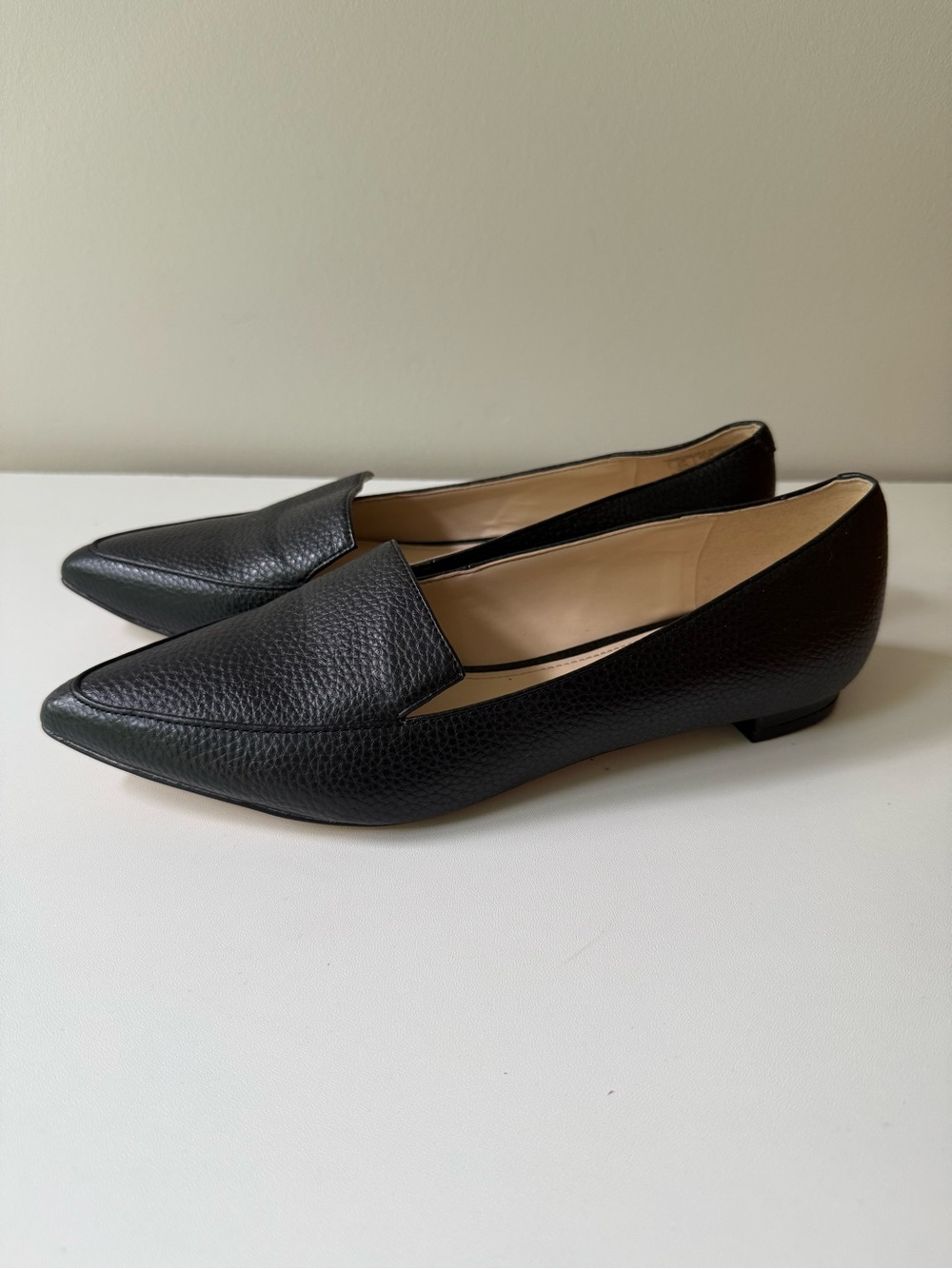 Nine West Black Pointed Toe Pebbled Leather Loafers